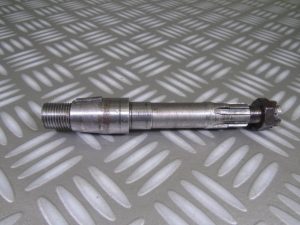 LAMBRETTA LD Fusée, arbre de sortie. Type A (2)