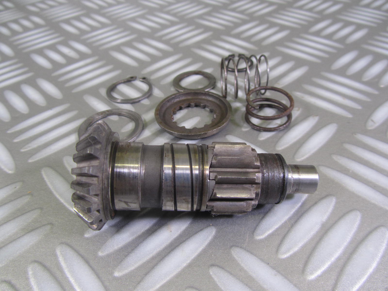 Pignon d'embrayage kick Harley Davidson REF OEM : 33381-39