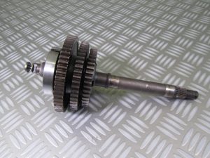 VESPA ACMA 1951 / 53 125cc Arbre principal de boite + pignons.