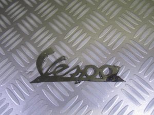 VESPA Sigle de tablier. (c)