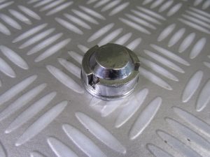 LAMBRETTA LD Écrou de roue arrière chromé. (Type A) (1)