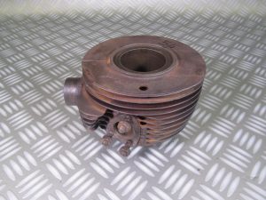 VESPA ACMA 1954 / 1958 125cc Cylindre. (c)