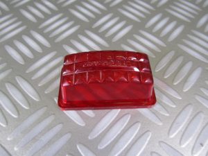 VESPA ACMA 1951 / 54 Cabochon de feu arrière en plastique AUTEROCHE.